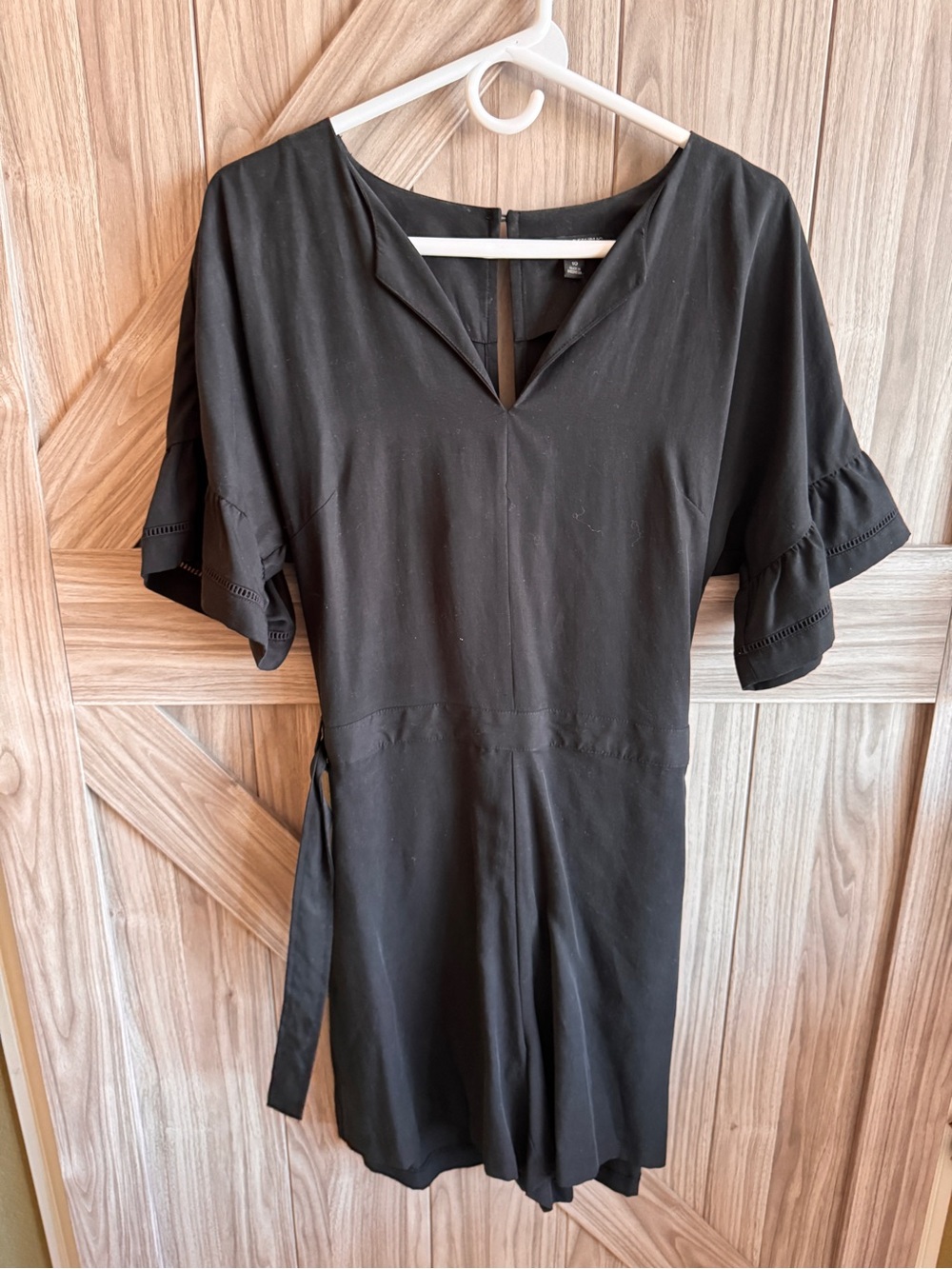 Banana Republic Factory Women's Black Short Sleeve romper
